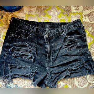 AMERICAN EAGLE, high rise, distressed black, cross waisted, “Mom shorts”
